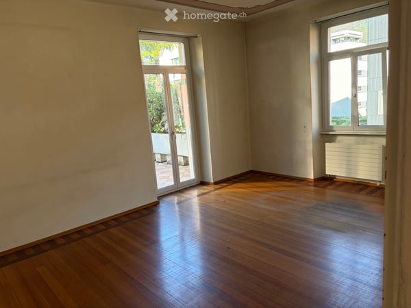 Esclusivo e spazioso 3.5 locali di ~250 m2 Bellinzona 2