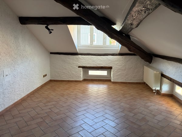 Luminosa mansarda uso ufficio/studio di ~80 m² Bellinzona 2