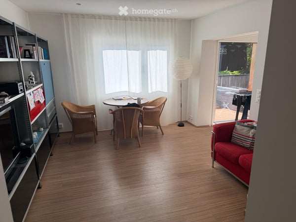Möblierte 3.5 Zimmerwohnung in ruhigem Quartier 3