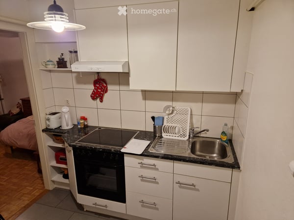 Zentrale und ruhige 2.5-Zimmer-Wohnung 5