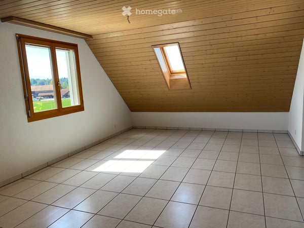 3.5- Zimmer-Wohnung mit 2 Dachzimmern 4