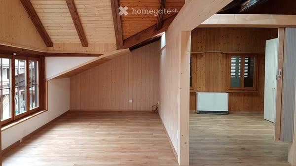 Schöne 3.5-Zimmer-Dachwohnung im Dorfzentrum 2