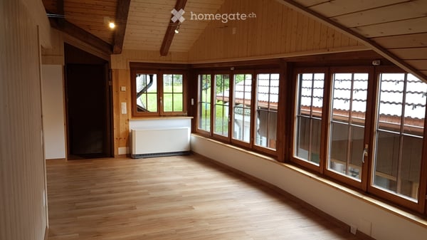 Schöne 3.5-Zimmer-Dachwohnung im Dorfzentrum 4