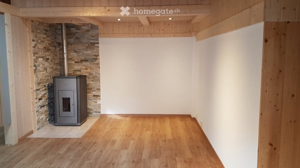 Schöne 3.5-Zimmer-Dachwohnung im Dorfzentrum 3