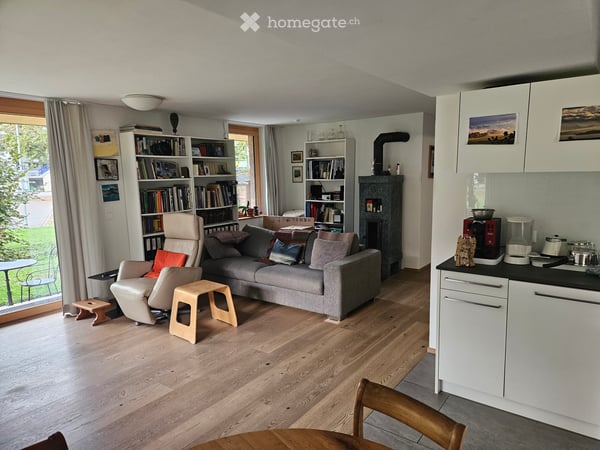 Sehr schöne Gartenwohnung, geräumig, hell, praktisch ner 1
