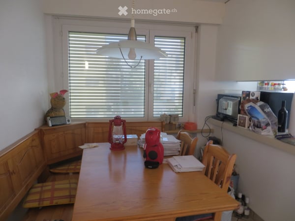Günstige 3.5-Zimmerwohnung mit Balkon in Domat/Ems 4