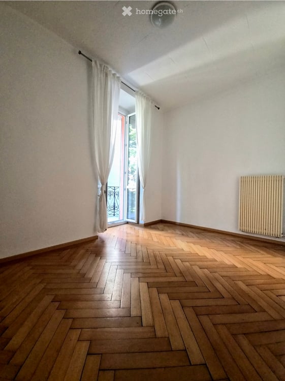 Ottimo Appartamento in centro città conTerrazza e Box 4