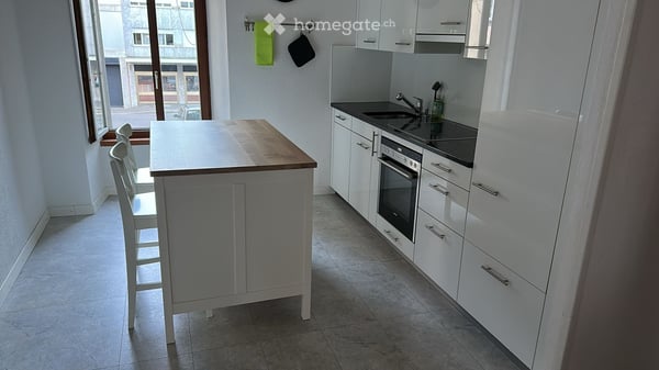 WG-Zimmer in möblierter 3.5 Zi Wohnung 4