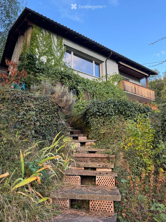 Freistehendes Einfamilienhaus an bester Aussichtslage 2
