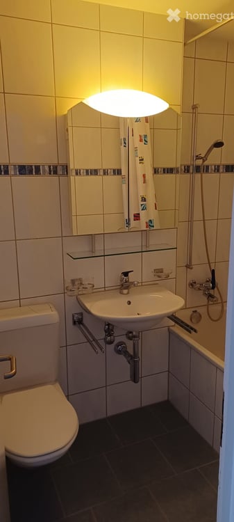 Zentrale und ruhige 1.5 Zimmer Wohnung in der Neustadt 3