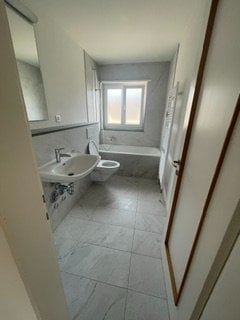 schöne helle 4.5 Zimmerwohnung 4