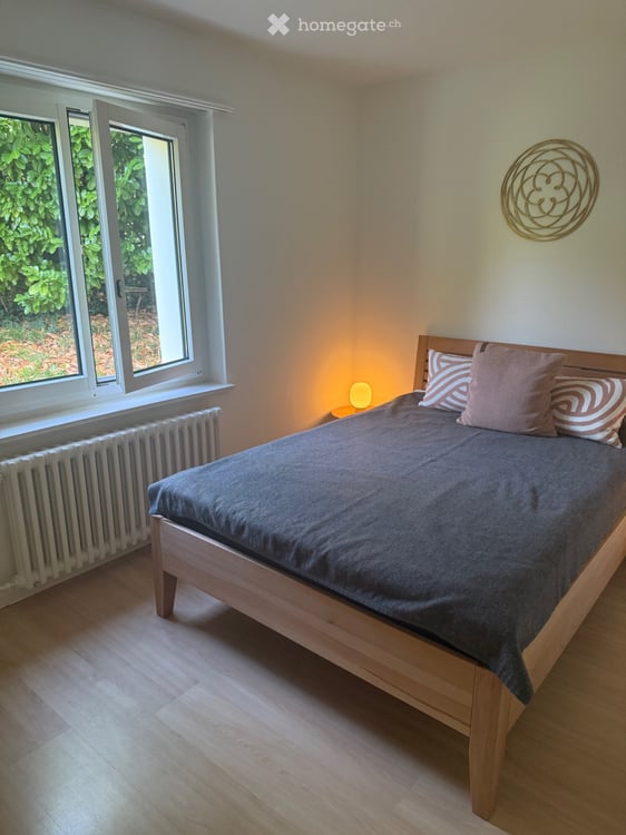 Möblierte 3.5-Zimmer-Wohnung mit Garten in Zumikon 2