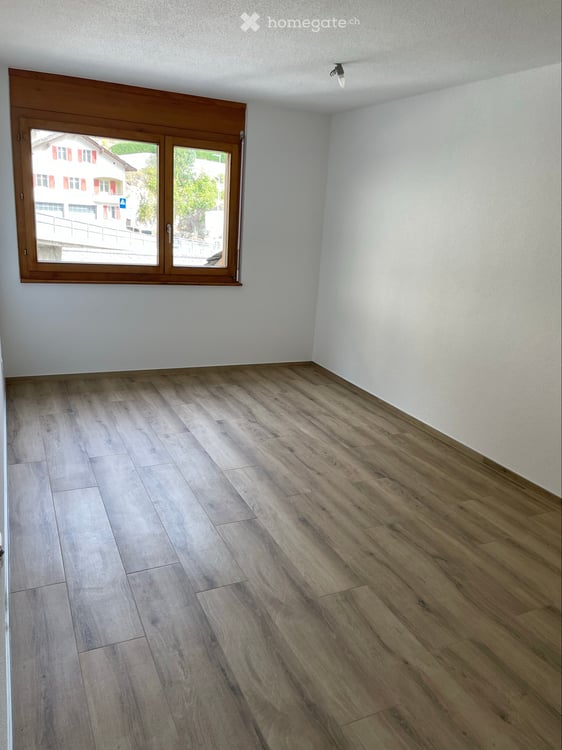 Neu renovierte 4.4-Zi-Whg. 5