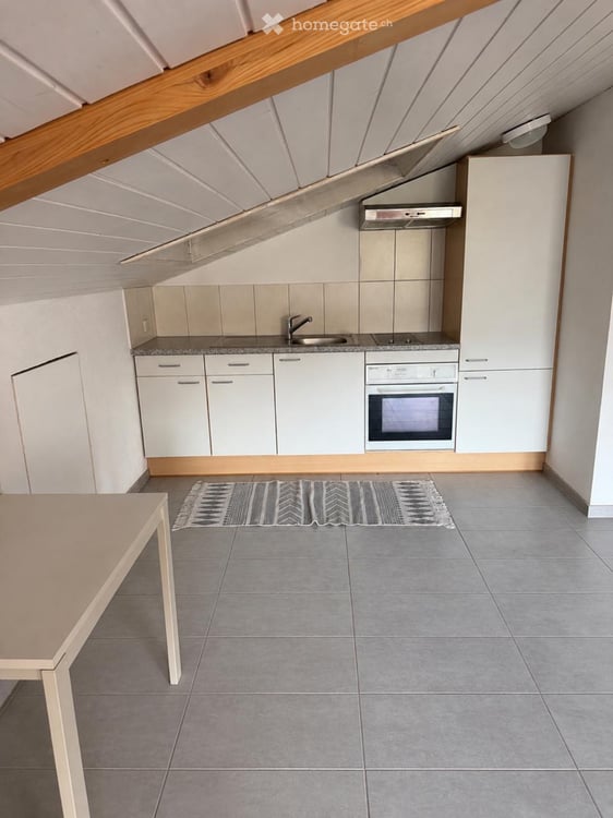 Zentrale Studiowohnung mit Balkon 3