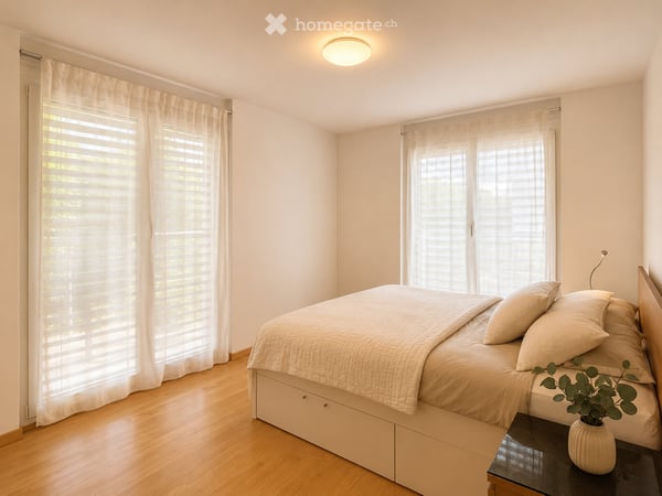 Befristet, möbliert: 4.5 Zimmer mit Cheminée in Forch 6