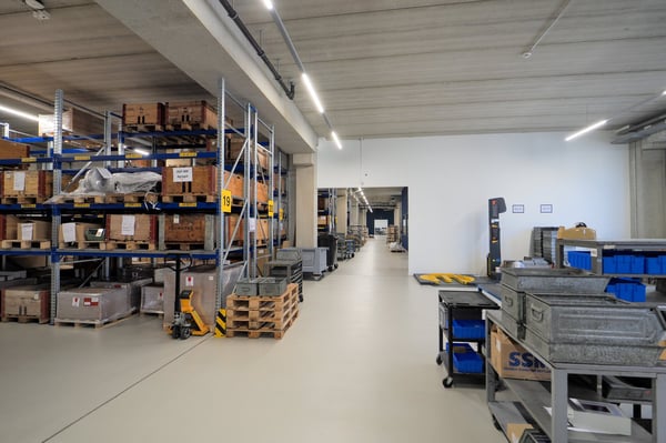 Attraktive neuwertige Gewerbefläche mit Lagerhallen, Büro, Rampe! 13