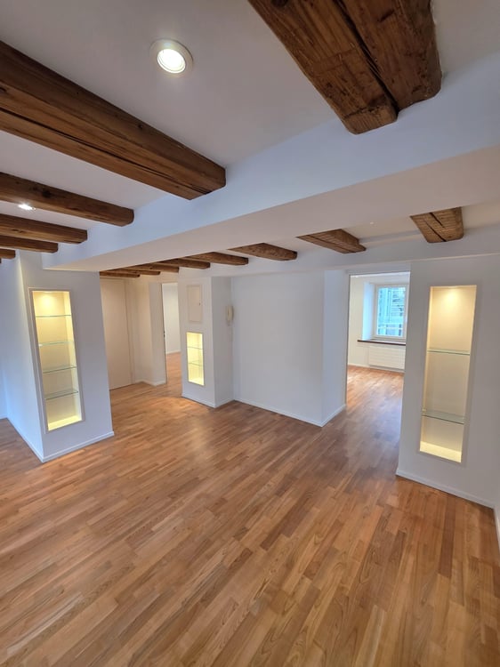 Stilvolle 4.5-Zimmerwohnung mit Charakter an Toplage 13