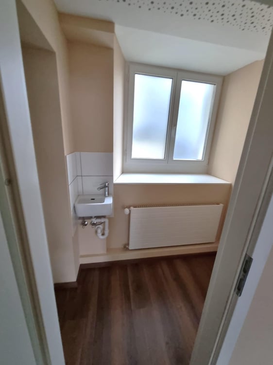 Top-Lage in Wädenswil: Flexibles Ladenlokal mit Teilungsoption 10