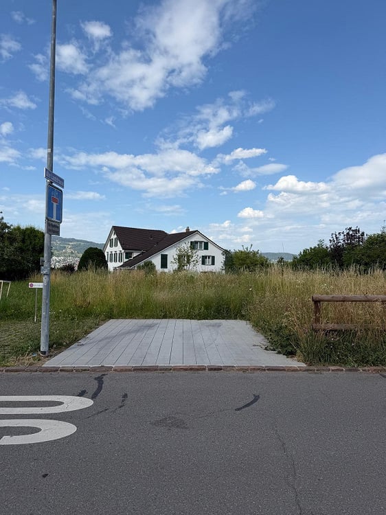 Aussenparkplatz in Au ZH zu vermieten 20