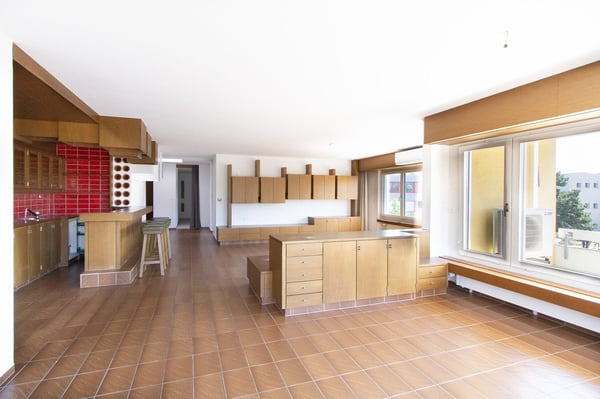 Grosszügige 5.5-Zimmer-Dachwohnung mit herrlichem Ausblick in Kleindöttingen 1