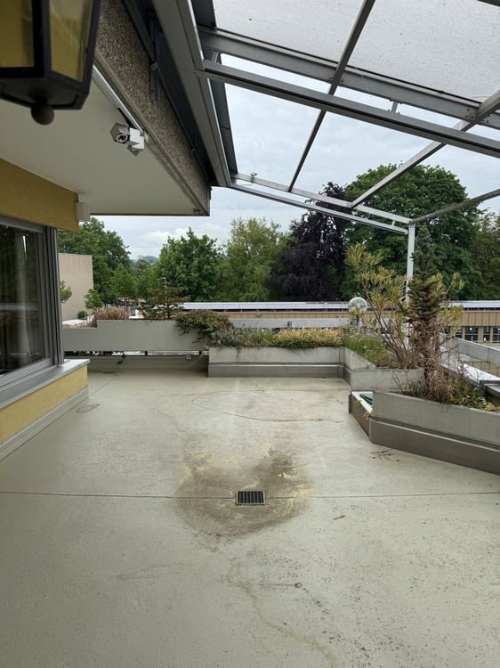 Grosszügige 5.5-Zimmer-Dachwohnung mit herrlichem Ausblick in Kleindöttingen 3