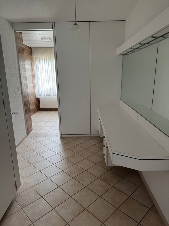 Grosszügige 5.5-Zimmer-Dachwohnung mit herrlichem Ausblick in Kleindöttingen 6