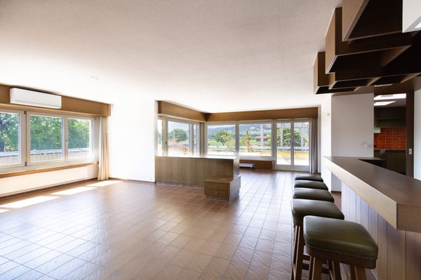 Grosszügige 5.5-Zimmer-Dachwohnung mit herrlichem Ausblick in Kleindöttingen 2