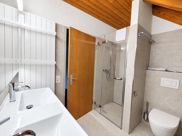 Renovierte 5½-Zimmer Maisonettewohnung an zentraler Lage– ab sofort verfügbar 8