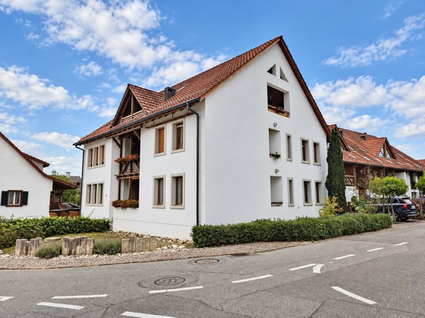 Renovierte 4½-Zimmer Maisonettewohnung an zentraler Lage– ab sofort verfügbar