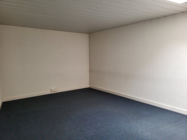 Grosszügige Büroräume an ruhiger Lage 9