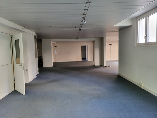 Grosszügige Büroräume an ruhiger Lage 4
