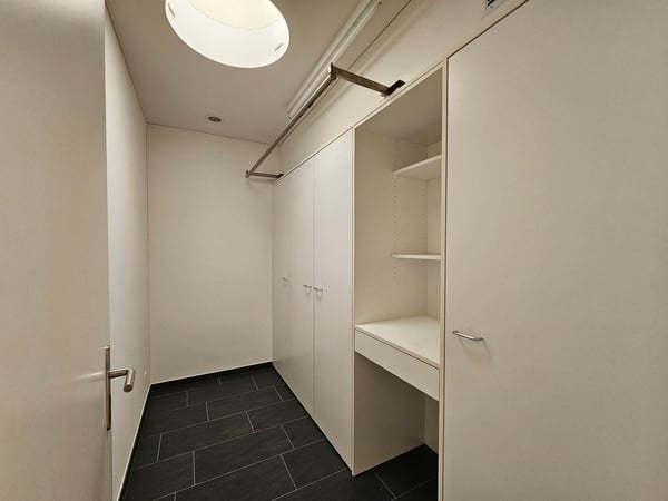 Traumhafte Attikawohnung mit grosser Terrasse à 55m2 im Stadtzentrum Baden 10