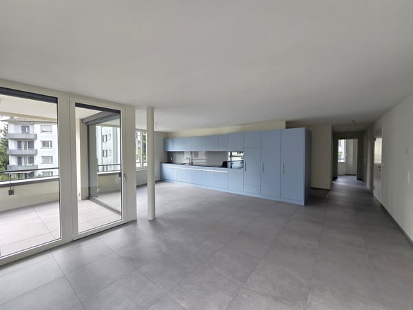 Moderne 3.5-Zimmer-Neubauwohnung mit Balkon in Neuenhof 3