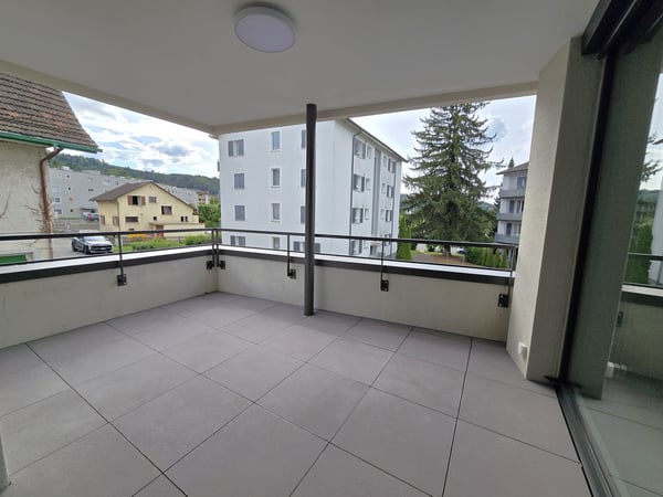 Moderne 3.5-Zimmer-Neubauwohnung mit Balkon in Neuenhof 11