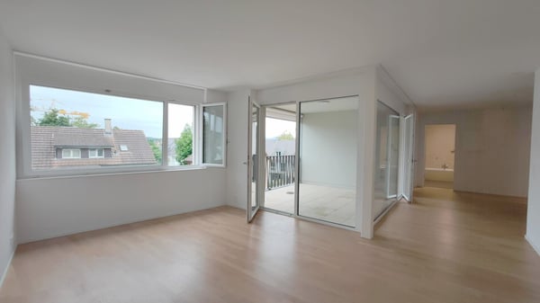 Moderne 2.5-Zimmer-Wohnung mit Loggia 7