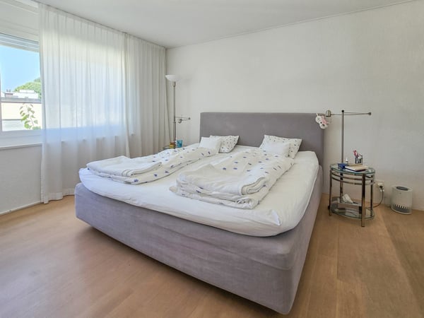 Geräumiges 6.5-Zimmerhaus an zentralster Lage mitten in Wettingen 9