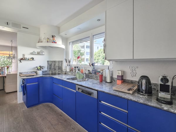 Geräumiges 6.5-Zimmerhaus an zentralster Lage mitten in Wettingen 2