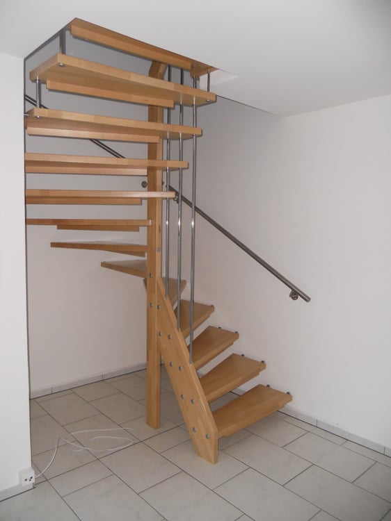 Helle, moderne 8½-Zimmer-Dachwohnung an zentraler Lage 5