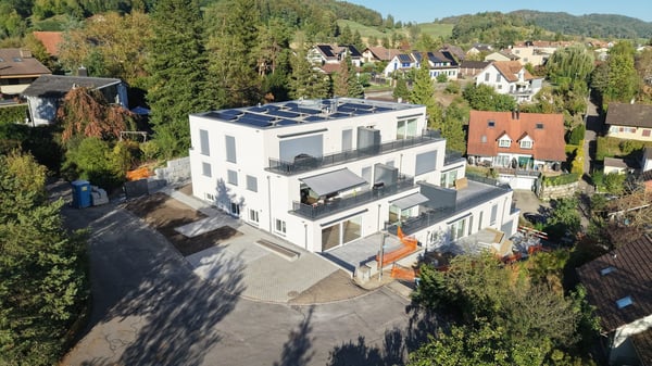 Moderne neue Attikawohnung an attraktiver Hanglage von Glattfelden – Wohnen im Grünen mit Komfort 3