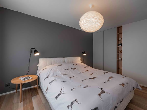 Stilvoll renovierte 4-Zimmer-Wohnung in Davos Platz – möbliert und ruhig gelegen 12