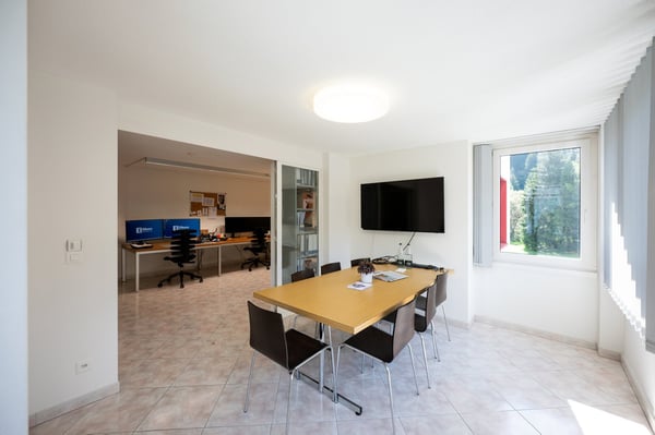 Moderne 5.5-Zimmer Gewerbefläche an der Mattastrasse 9 in Davos Platz 11