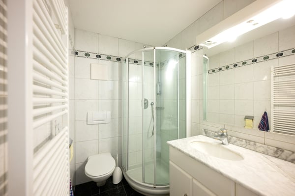 Moderne 5.5-Zimmer Gewerbefläche an der Mattastrasse 9 in Davos Platz 21