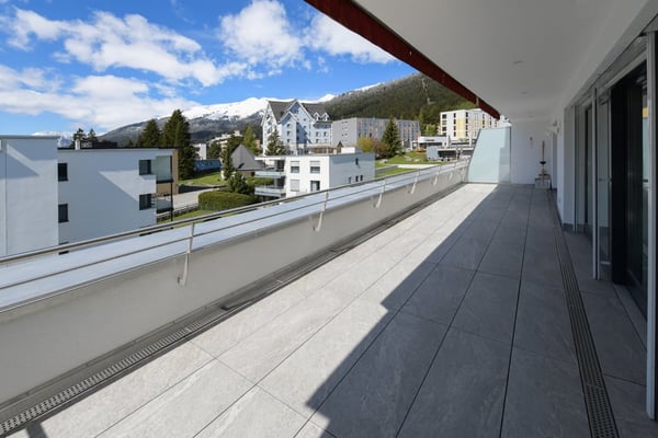 Attraktive 3.5 Zimmer-Attikawohnung an zentraler Lage in Davos Dorf 7