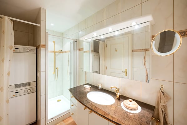 Attraktive 3.5 Zimmer-Attikawohnung an zentraler Lage in Davos Dorf 13