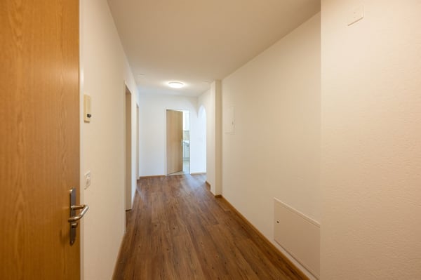 Charmante 2-Zimmer-Wohnung mit Balkon in Davos 2