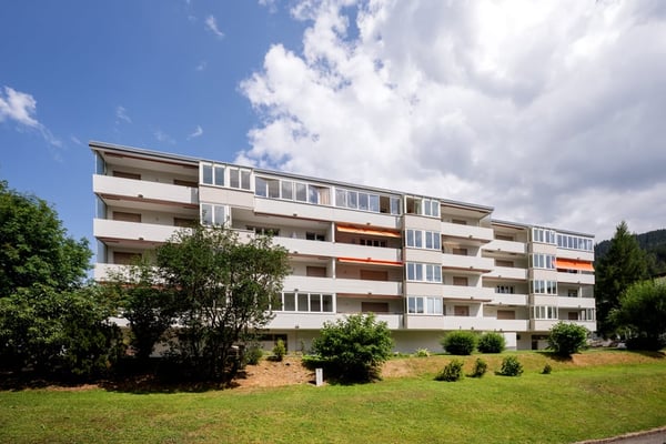 Attraktive 3.5-Zimmer-Wohnung an Top-Lage in Davos Dorf 2
