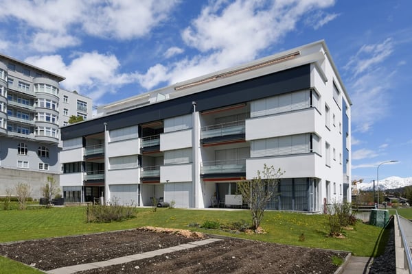 Attraktive 3.5 Zimmer-Attikawohnung an zentraler Lage in Davos Dorf 1