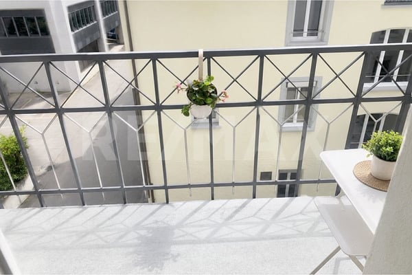 Helle 3.5-Zi.-Eigentumswohnung mit 2 Balkone an zentraler Wohnlage 8