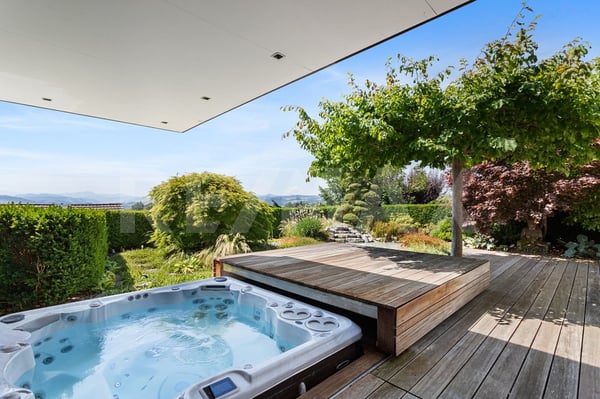 Exklusives Wohnen mit Wellness Oase und Säntis Panorama 5