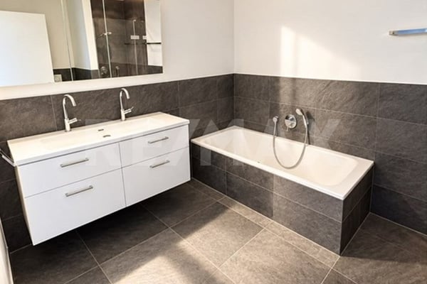 Moderne 2.5-Zimmer-Eigentumswohnung an ruhiger Wohnlage 11